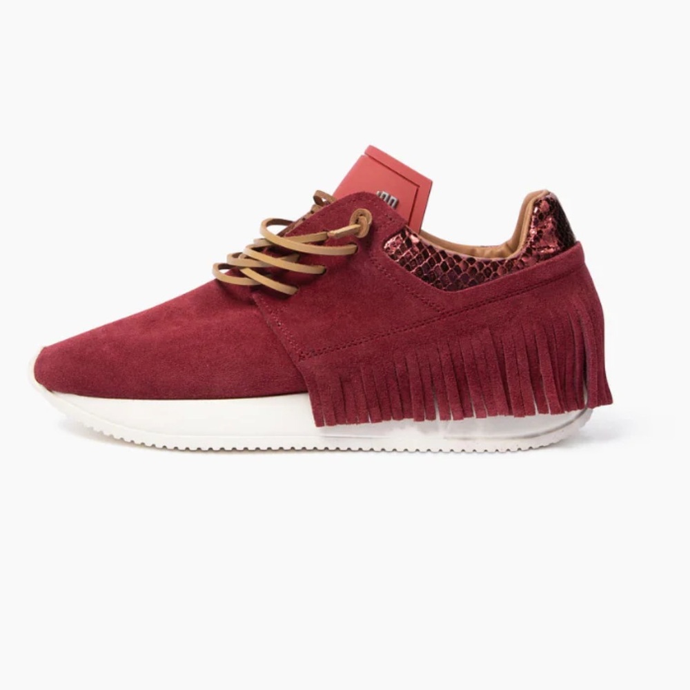 ESSEutESSE Wine Suede Fringe Sneaker